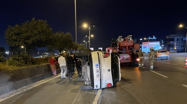 Bayrampaşa'da trafik kazasında 3 kişi yaralandı