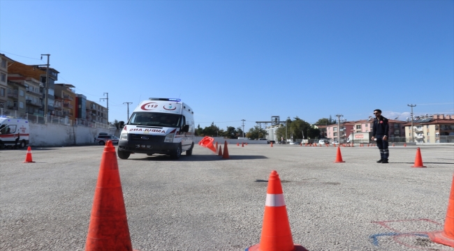 Burdur'da kadın sağlık çalışanlarına ileri sürüş eğitimi verildi