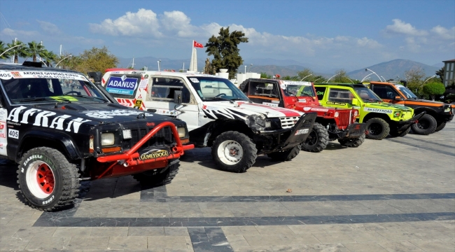 Fethiye'de offroad yarışının magazin startı verildi