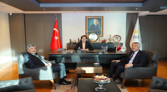 İYİ Parti Genel Başkanı Akşener, Adana Büyükşehir Belediye Başkanı Karalar'ı kabul etti