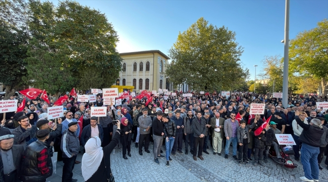 Konya'da sivil toplum kuruluşları "Büyük Aile Yürüyüşü" düzenledi