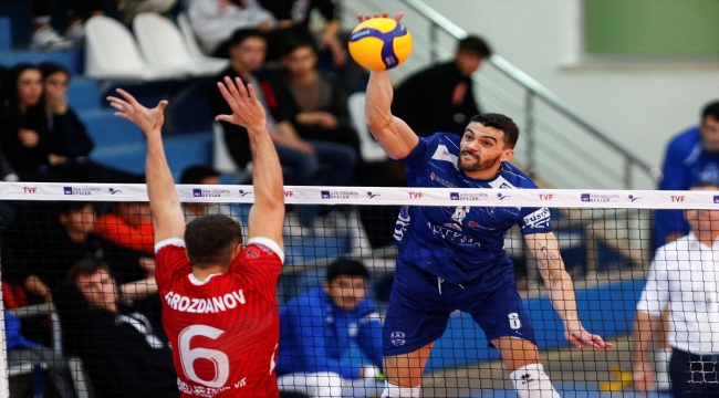 Voleybol: AXA Sigorta Efeler Ligi