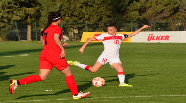 A Milli Kadın Futbol Takımı, hazırlık maçında Ürdün'ü 5-0 yendi