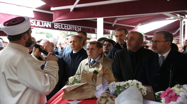 Abdurrahim Albayrak'ın vefat eden torunu Batuhan Bostancı'nın cenazesi defnedildi 