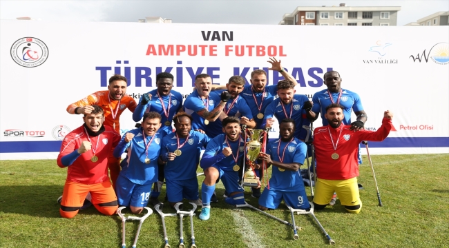 Ampute Futbol Türkiye Kupası'nı Şahinbey Belediyesi kazandı