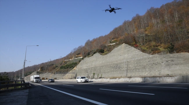 Anadolu Otoyolu'nda kurallara uymayan sürücüler drondan kaçamadı