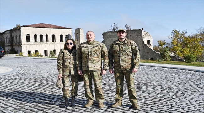 Azerbaycan Cumhurbaşkanı Aliyev, Şuşa'da Zafer Günü etkinliğine katıldı