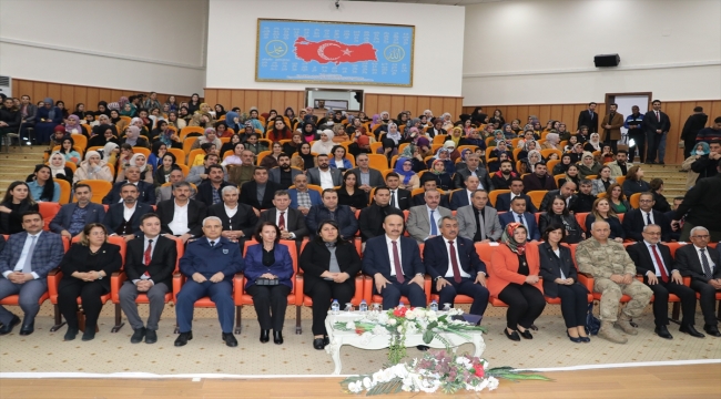 Batman'da "En İyi Narkotik Polisi Anne" semineri düzenlendi