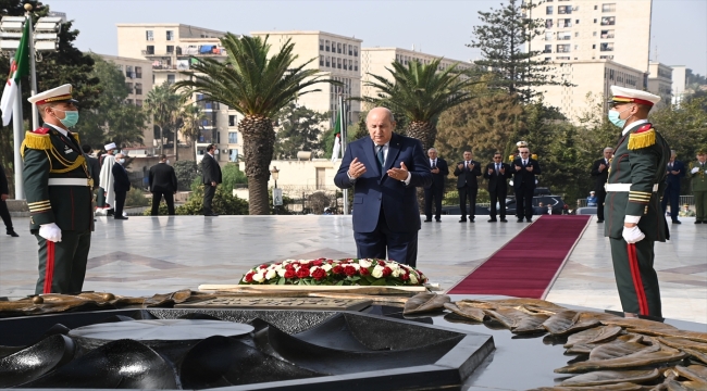 Cezayir Cumhurbaşkanı: "Cezayirli devrimciler sömürgeci Fransa'nın zulümlerine karşı zafere ulaştı"