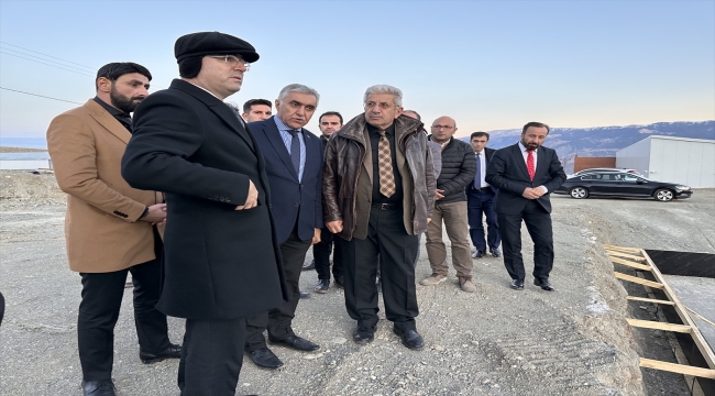 Erzurum'da 1000 öğrenciye kışlık giysi yardımı yapıldı