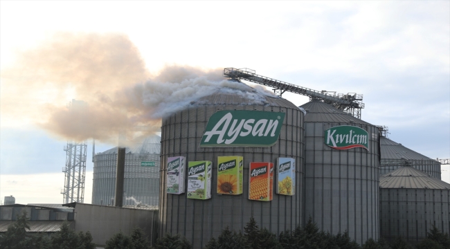 Edirne'de yağ fabrikasında çıkan yangın kontrol altına alındı