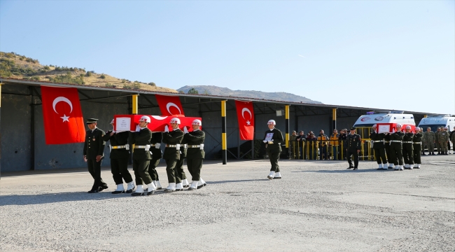 Irak'ın kuzeyinde şehit olan 2 asker için Şırnak'ta tören yapıldı 