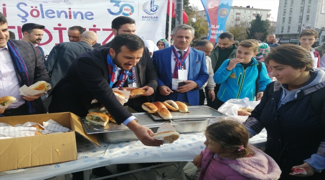 İstanbul'daki şölende 5 ton hamsi ikram edildi 