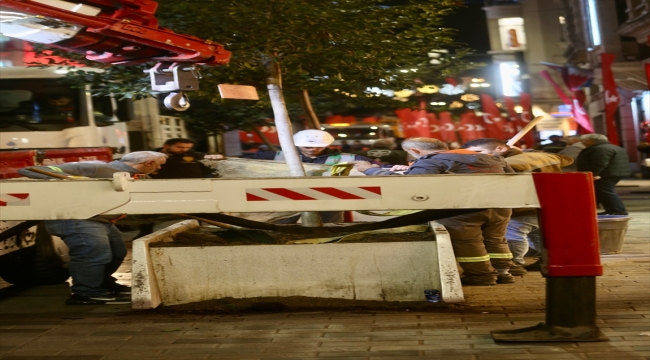 İstiklal Caddesi geçici olarak yaya trafiğine kapatıldı 