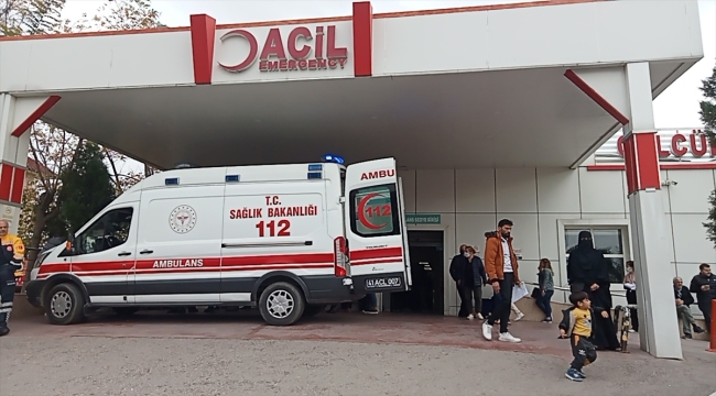 Kocaeli'de refüje çarpan motosikletin sürücüsü öldü