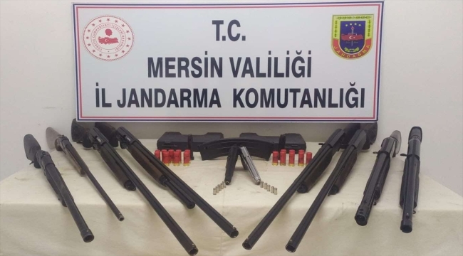 Mersin'de kaçak silah ticareti yaptıkları iddiasıyla 2 zanlı yakalandı