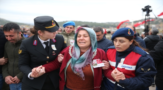 Şehit Piyade Er Mehmet Demir, Adıyaman'da son yolculuğuna uğurlandı