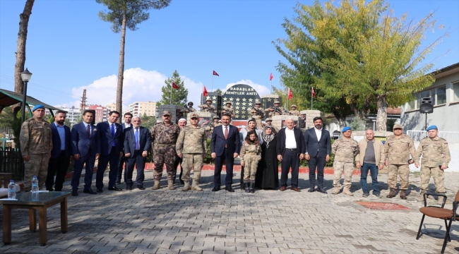 Siirt'te helikopter kazasında şehit olan 17 asker için mevlit okutuldu