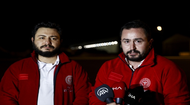 Suudi Arabistan'da rahatsızlanan 2 Türk vatandaşı ambulans uçakla İstanbul'a getirildi