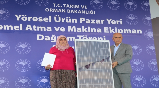 Tarım ve Orman Bakanı Kirişci, Adana'da temel atma ve ekipman dağıtım töreninde konuştu