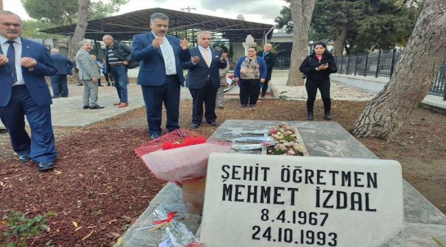 Terör örgütü PKK tarafından şehit edilen öğretmen Mehmet İzdal anıldı