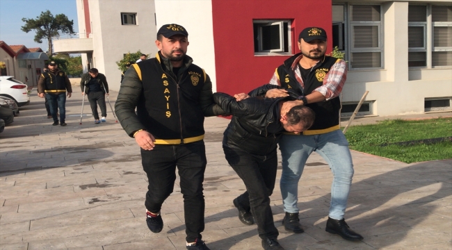 Adana'da iki kardeşin öldüğü silahlı kavganın 4 zanlısından 2'si tutuklandı