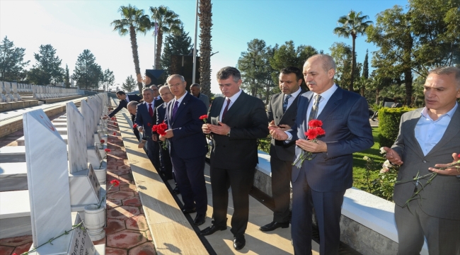 AK Parti Genel Başkanvekili Kurtulmuş'tan, KKTC'deki Boğaz Şehitliği'ni ziyaret