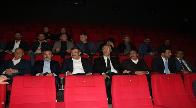 "Ali Çevlik" filminin galası Adana'da yapıldı