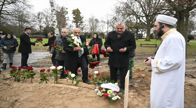 Almanya'da cenazesi yanlışlıkla yakılan Abdulkadir Sargın'ın külleri toprağa verildi