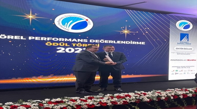 Anadolu Isuzu'ya Kocaeli Sanayi Odası'ndan "Sektörel Performans" ödülü