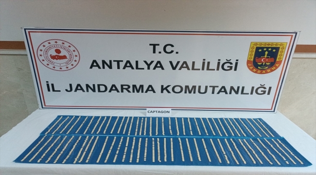 Antalya'da uyuşturucu operasyonunda yakalanan zanlı tutuklandı