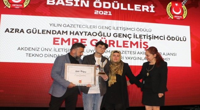 Antalya Gazeteciler Cemiyeti 2021 Yılı Basın Ödülleri dağıtıldı