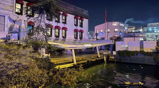 Beşiktaş'ta deniz kenarındaki restoranın balkonu çöktü, 4 kişi yaralandı