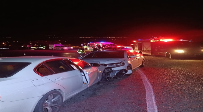 Burdur'daki trafik kazasında 6 kişi yaralandı