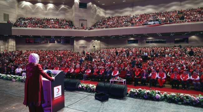 Emine Erdoğan, "Uluslararası Kırmızı Yelek Gönüllülük Ödül Töreni"nde konuştu