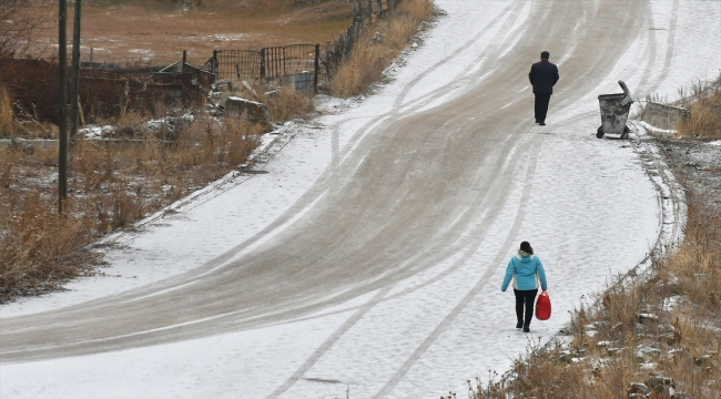 Erzurum, Ardahan ve Kars'ta soğuk hava etkisini sürdürüyor