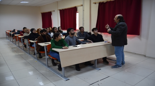 Kars'ta üniversiteliler "Uzay Çadırı" ile köy çocuklarına astronomiyi anlatacak