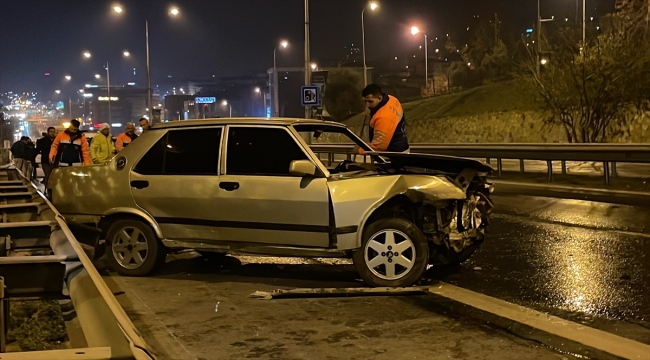 Pendik'te ehliyetsiz sürücü kaza yaptı