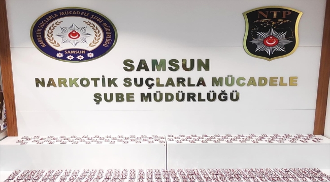 Samsun'da 5 bin 666 sentetik ecza hapı ele geçirildi