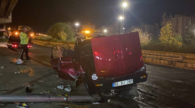 Samsun'da minibüs ile otomobilin çarpıştığı kazada 1 kişi öldü, 4 kişi yaralandı