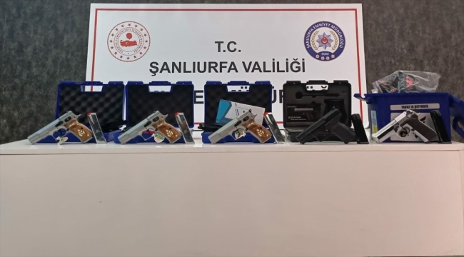 Şanlıurfa'da kaçak silah ticareti yaptıkları iddiasıyla 2 şüpheli yakalandı