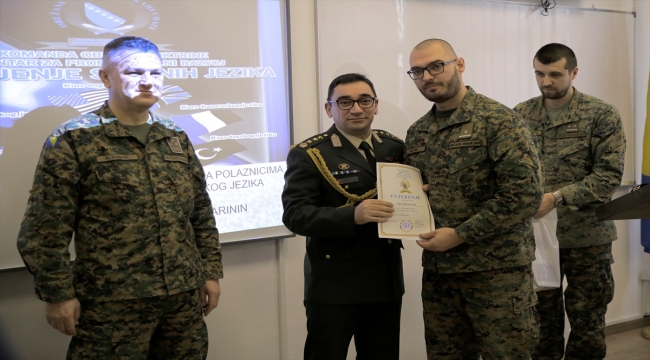 Türkçe öğrenen Bosna Hersekli askerlere sertifikaları takdim edildi