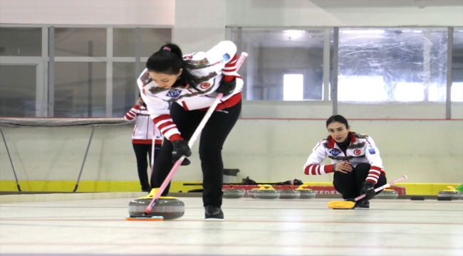 Türkiye curlingde olimpiyatları hedefliyor