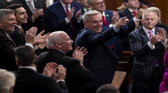 ABD Temsilciler Meclisinin yeni başkanı 15 oylamanın ardından Kevin McCarthy oldu