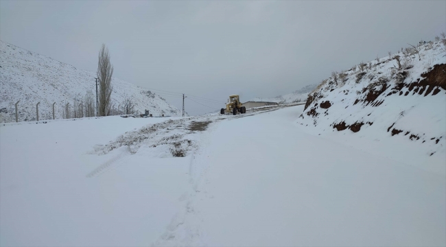 Adıyaman'da 19 köy yolu ulaşıma kapandı