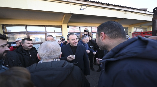 Bakan Kasapoğlu'nu taşıyan Sarıkamış Ekspresi Erzurum'a ulaştı