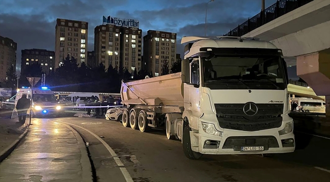 Esenyurt'ta hafriyat kamyonunun çarptığı kadın hayatını kaybetti