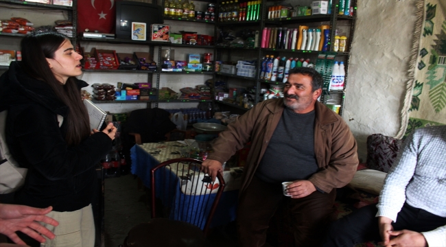 Iğdır'da üniversite öğrencileri yöresel bitki envanteri için köyleri geziyor