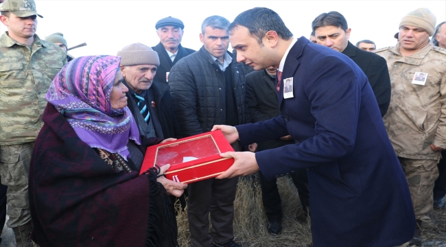 Iğdır'da vefat eden Kıbrıs gazisi son yolculuğuna uğurlandı