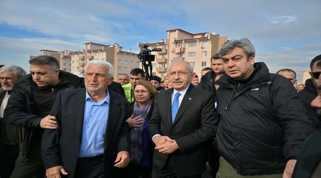 Kılıçdaroğlu, Denizli'de güneş enerji santrali açtı